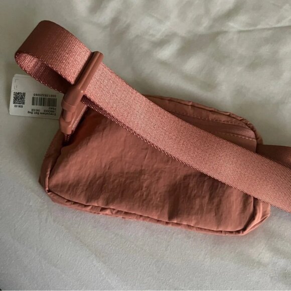 Lululemon OG Everywhere Belt Bag - Pink Savannah - Picture 4 of 6